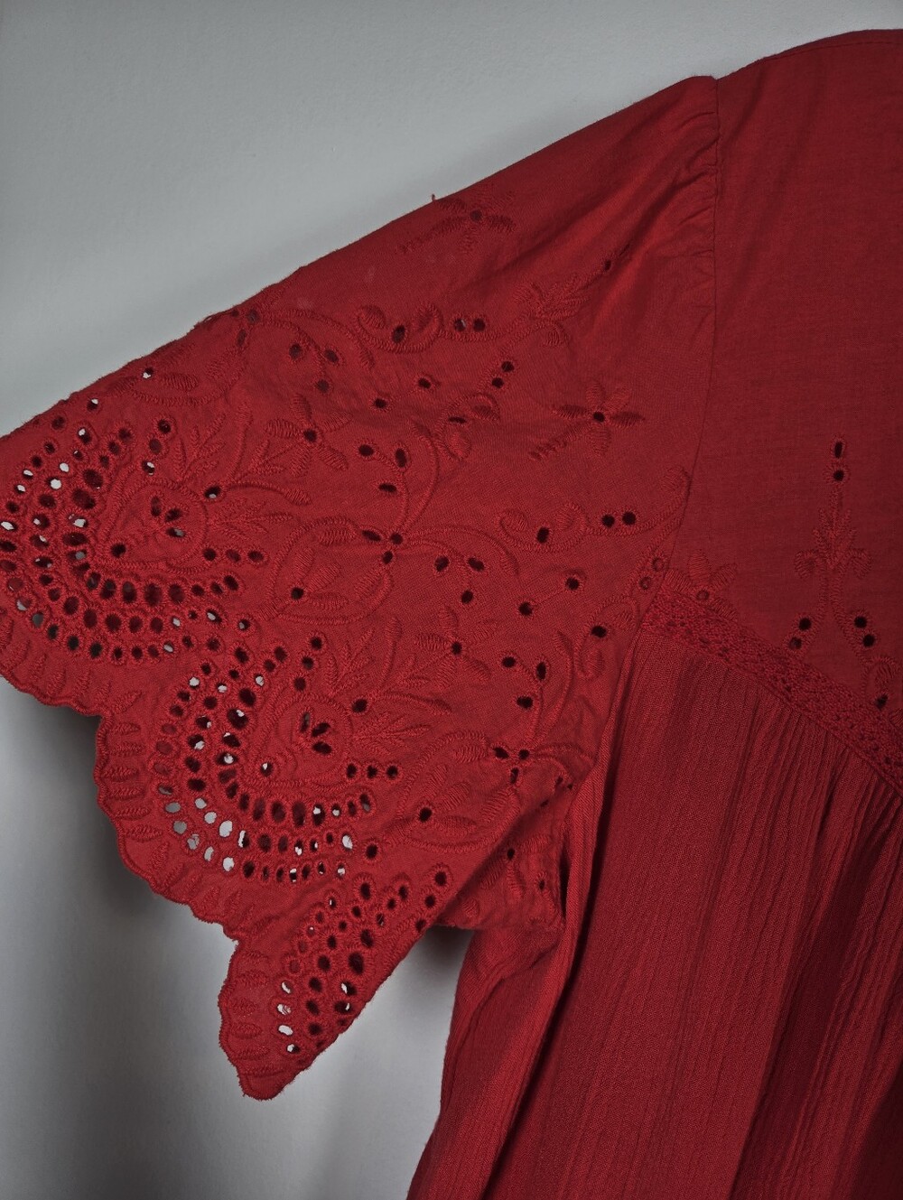 Knox Rose Red V-Neck Eyelet Mixed Media Boho Prairie Peasant Top Size XL - Picture 5 of 11